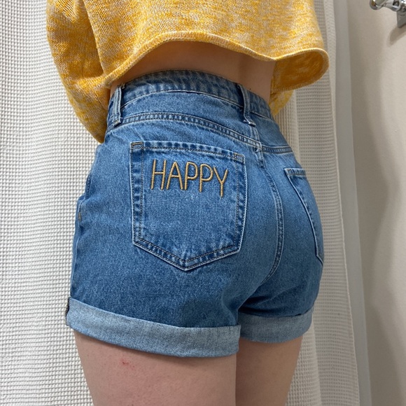 wild fable Pants - ‼️Women’s Wild Fable “HAPPY” embroidered high-rise denim mom short. Size 4/27R